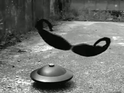 L'attaque des moustaches de l'espace